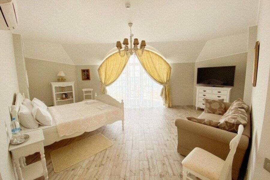 Семейный с видом на море